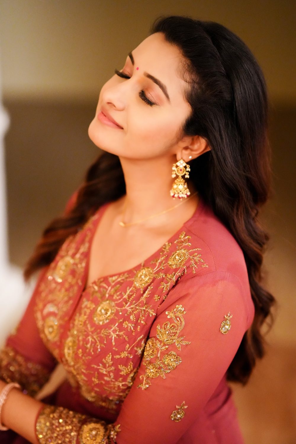 Priya Bhavani Shankar in traditional look.