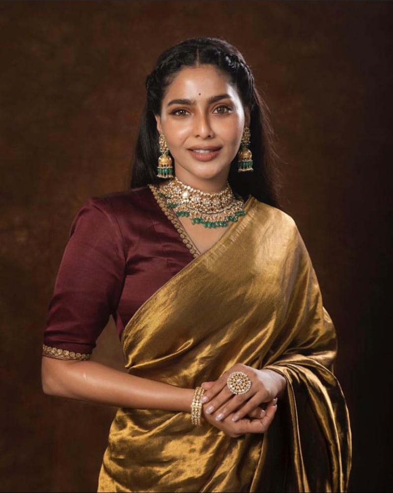 Stunning Aishwarya Lekshmi.