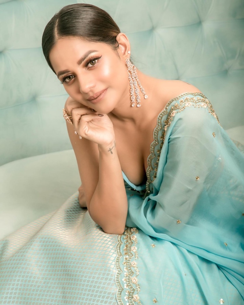 Stunning Aishwarya Dutta 
