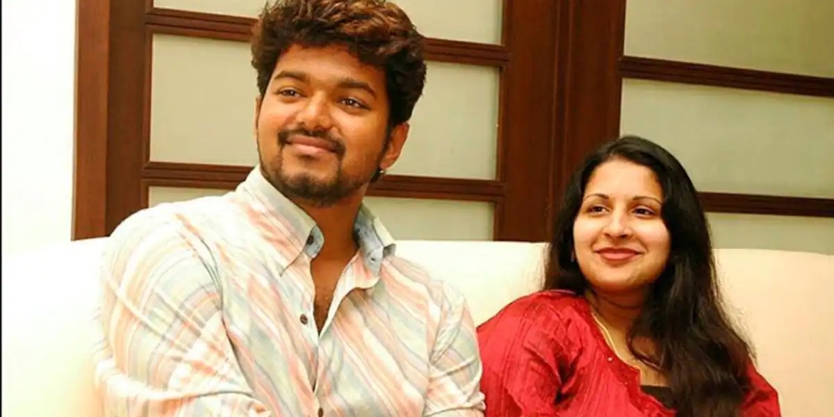 Thalapathy Vijay with his wife