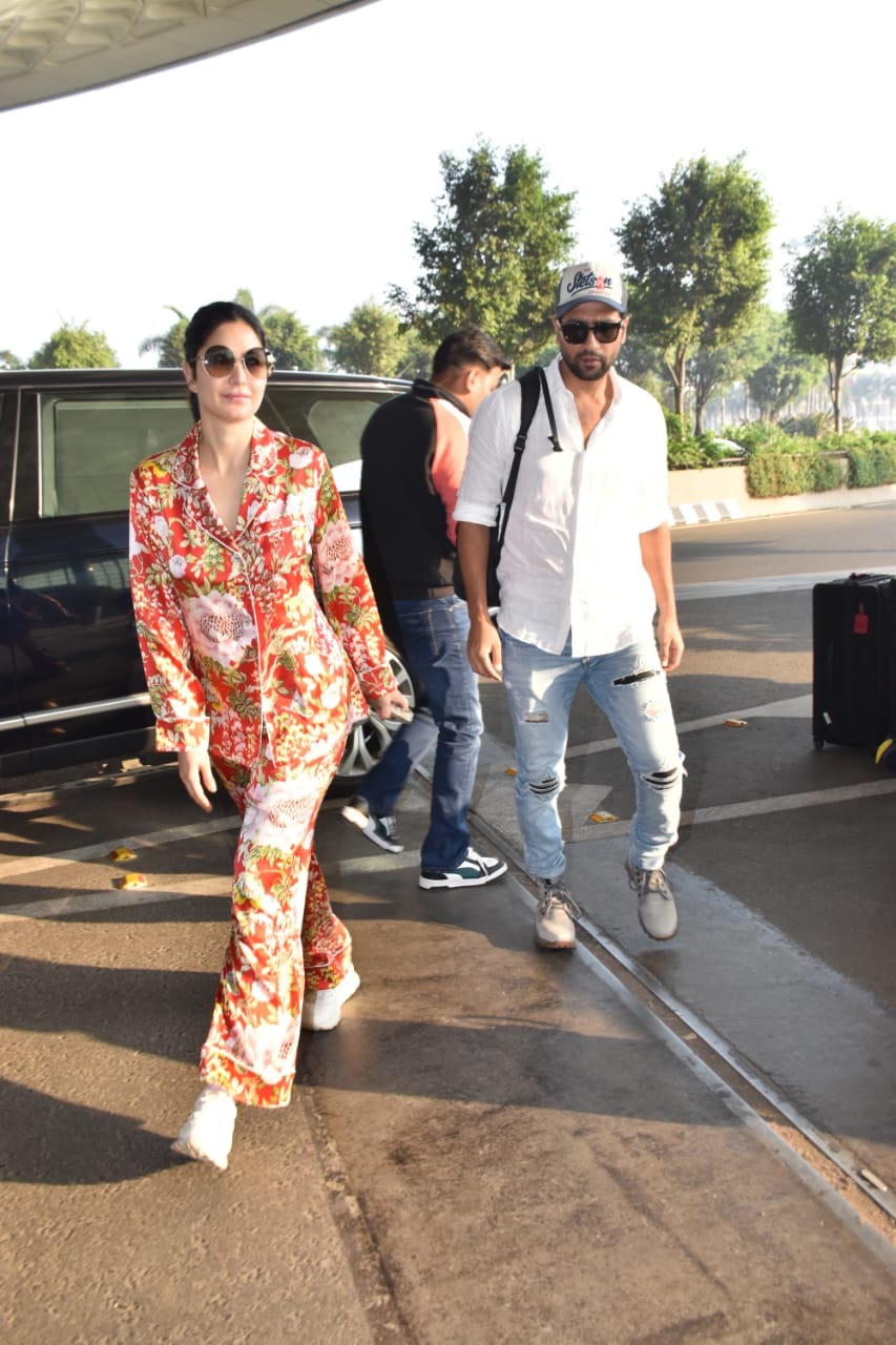 Katrina asked to stop at Mumbai airport