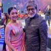 पिछले साल अपनी फिल्म गुडबाय का प्रचार करते समय अमिताभ बच्चन के साथ रश्मिका मंदाना